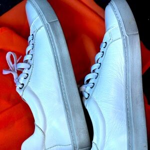 Women's Bueno Rascal leather tennis shoes white size 9.5 -10 (40)